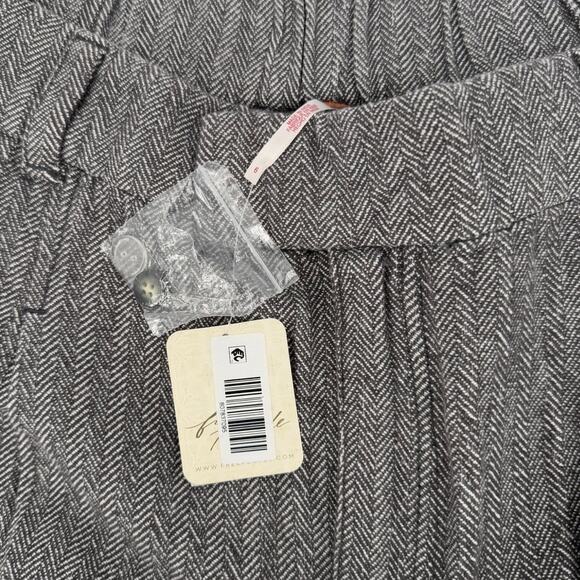 NWT Free People Pop Preppy Herringbone Gray Mini Skirt Size 6 - Picture 5 of 8